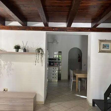 Paola's House 아파트 피우미치노